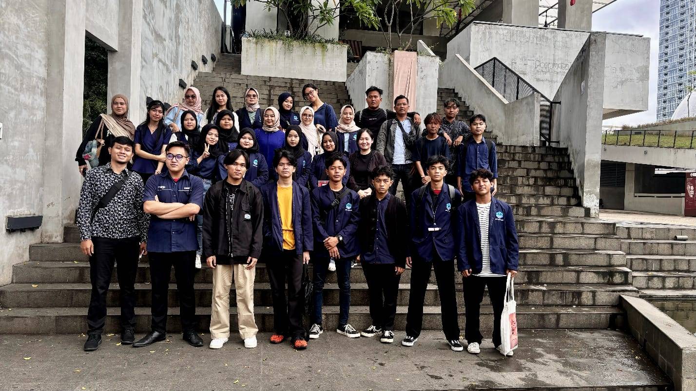 Aktivitas Outing class